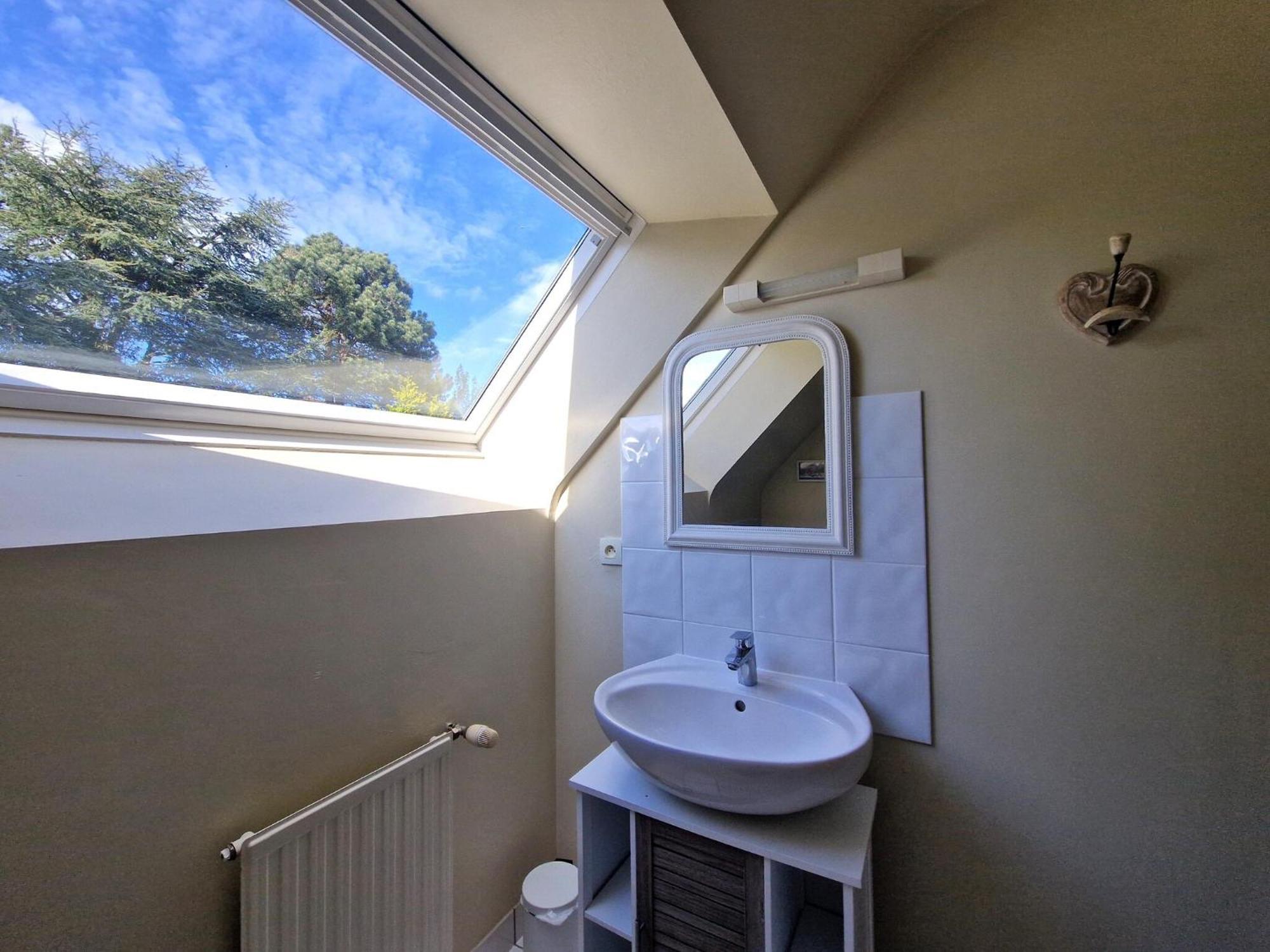 Nice Holiday Home With Beautiful Garden, パンポル エクステリア 写真